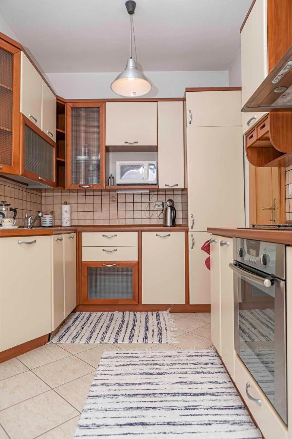 Castle View Apartment With Free Parking Pressburg Exterior foto